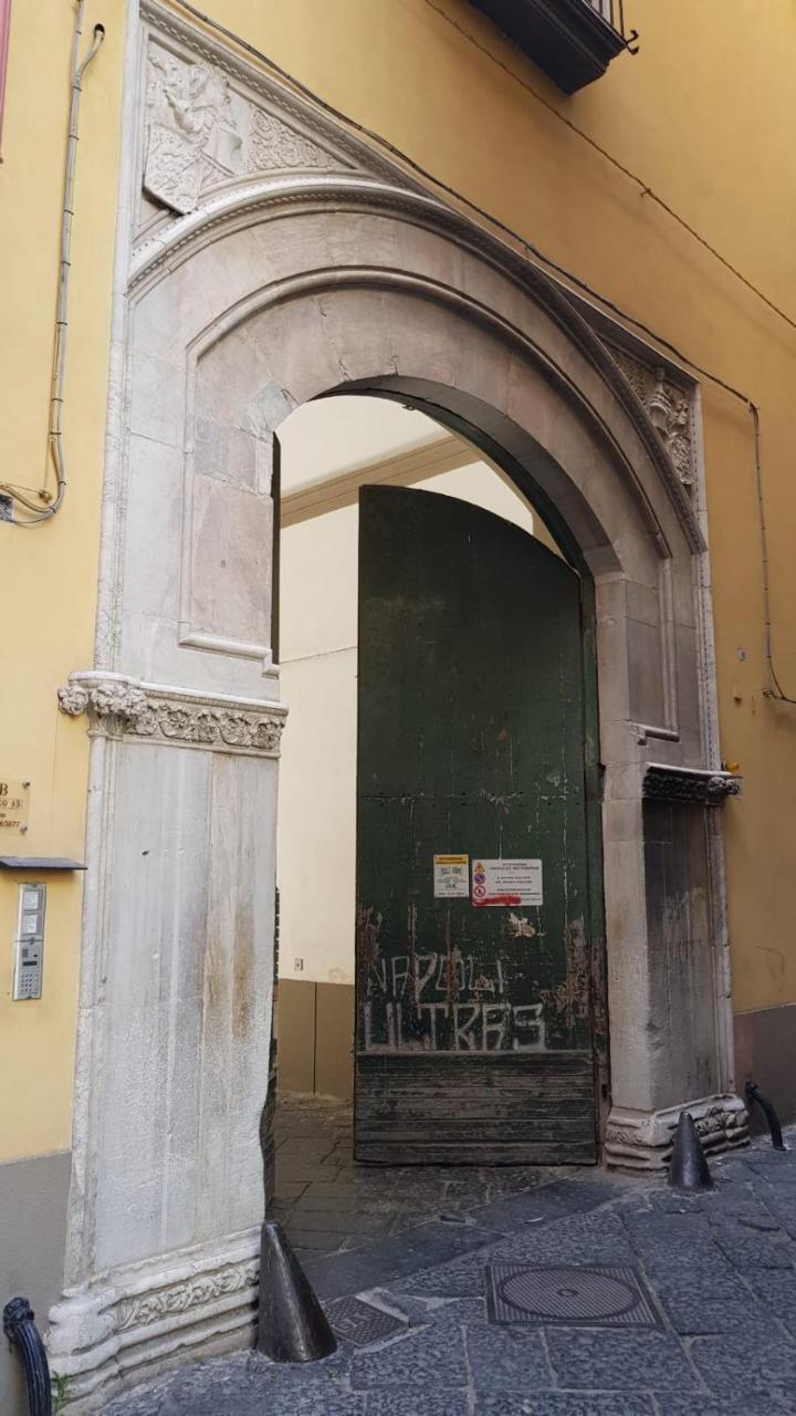 Palazzo 15 Napoli Bed & Breakfast Exterior photo