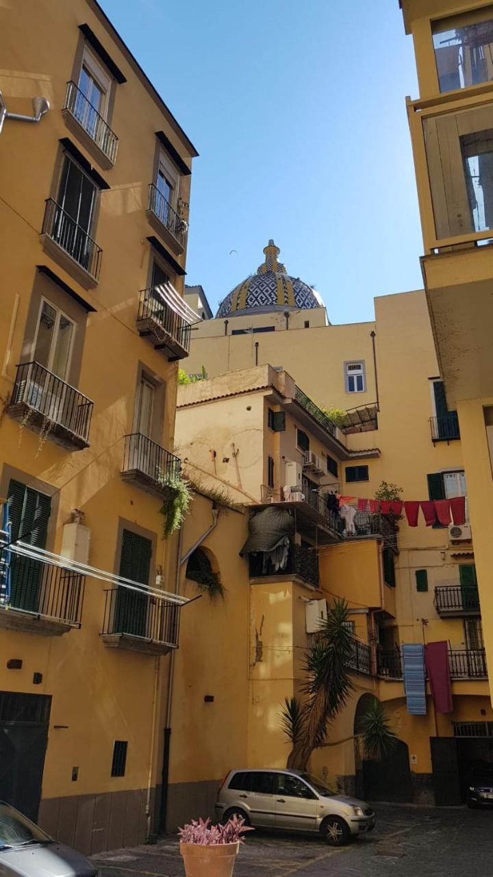 Palazzo 15 Napoli Bed & Breakfast Exterior photo